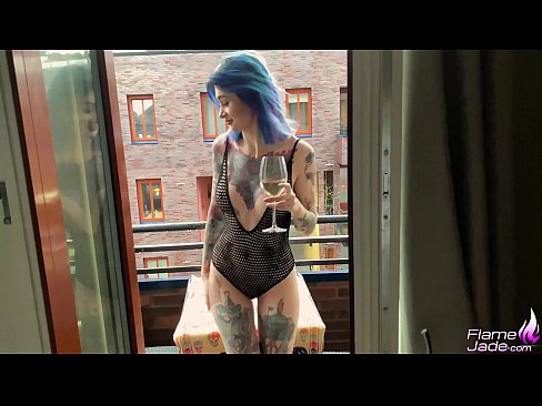 ❤️ Te kotiro tino nui e ngotea ana me te karepe me te whana i raro i te rangi tuwhera ❤️❌ Sex ataata i mi.dickies-shop.ru ❌❤